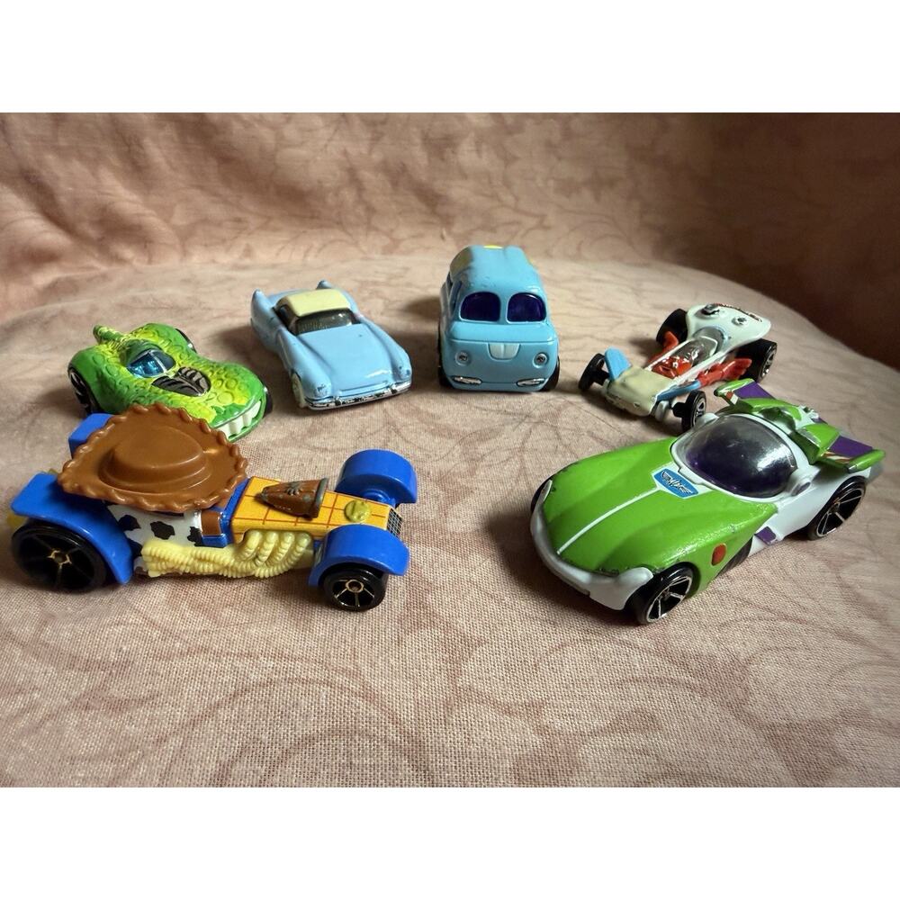 Collector HOT WHEELS DISNEY TOY STORY DIECAST CHARACTER CARS Set 0f 6